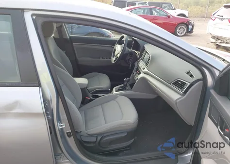 2017 Hyundai Elantra Se z USA, uszkodzony, nr VIN 5NPD84LF3HH013048